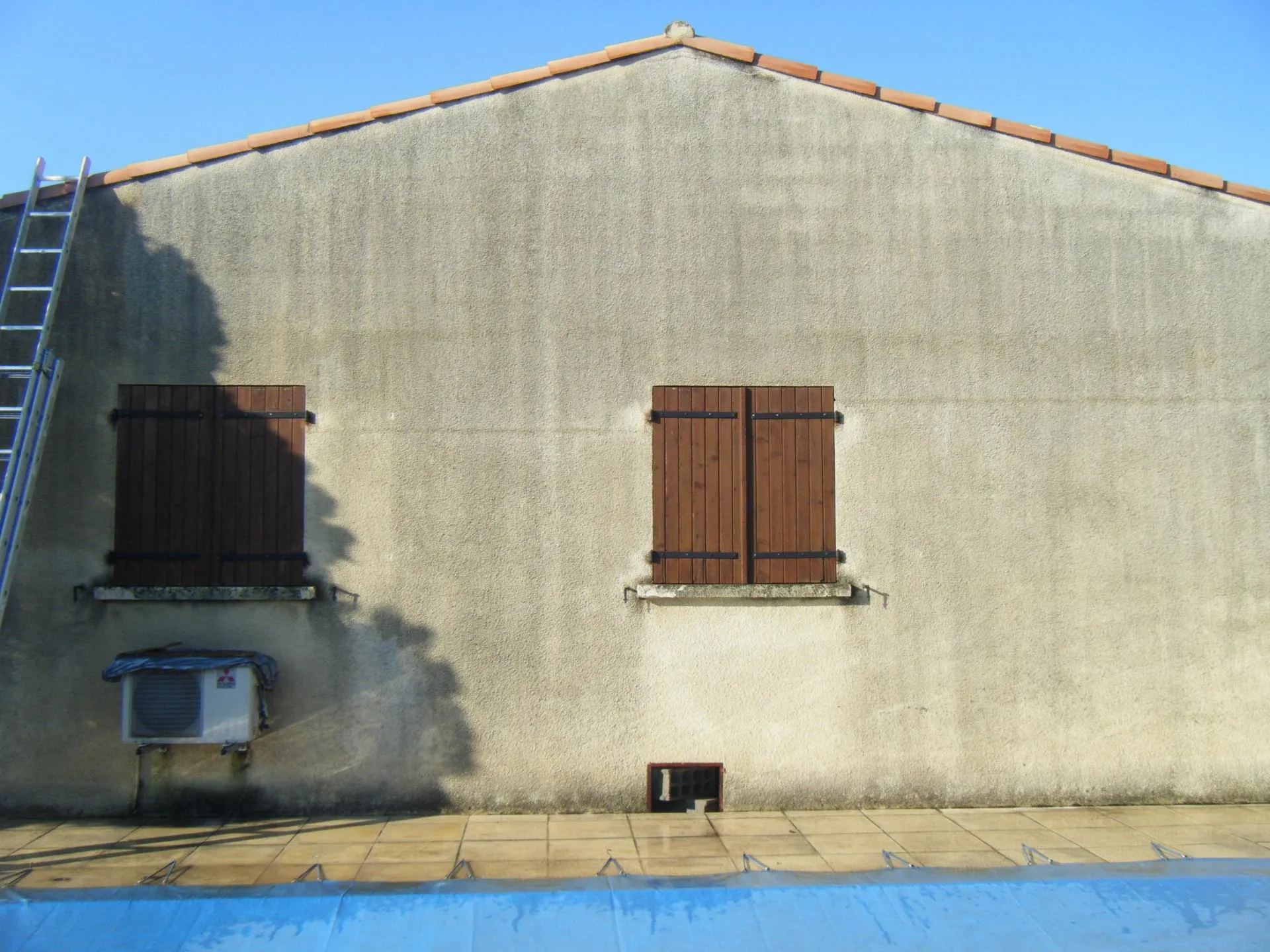 Avant : Rénovation d'une façade
